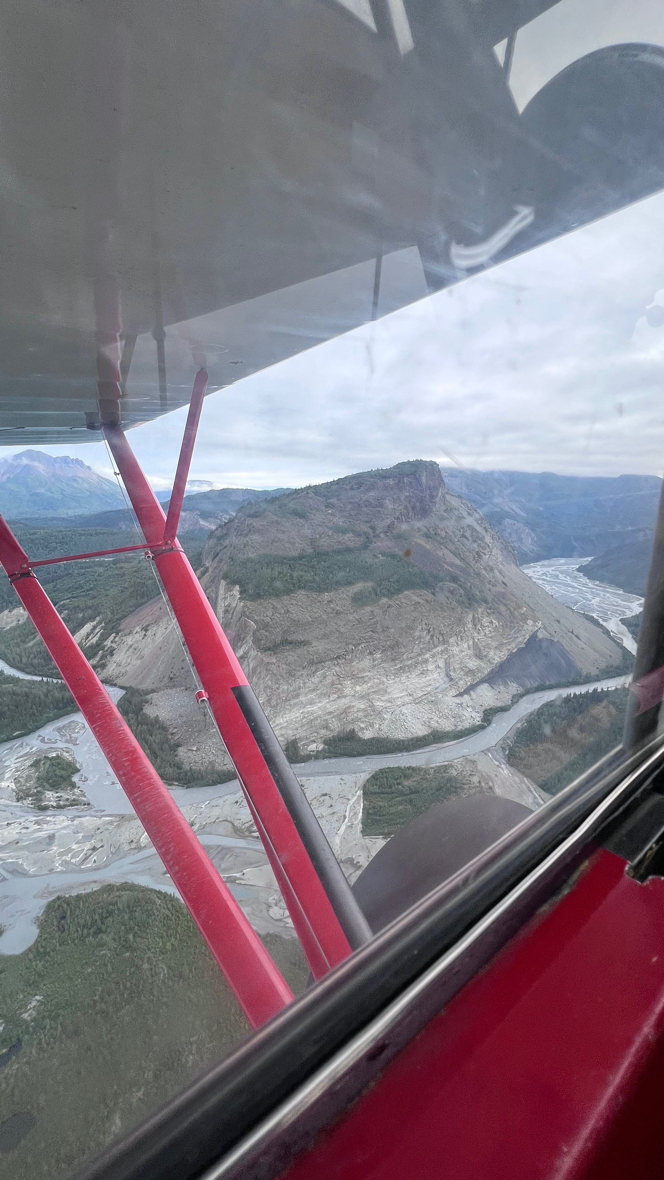 Matanuska River valley on the way toward Glenallen